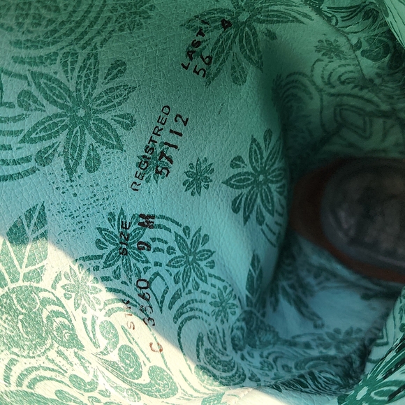 Intricate Embroidered Cowboy Boots Chameleon - Picture 12 of 13